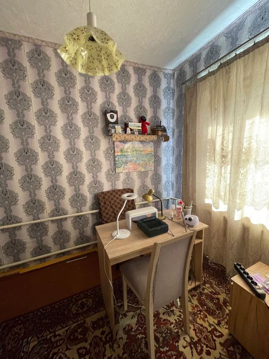 Продам дом возле центрального рынка