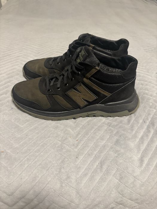 Продам зимові кросівки!