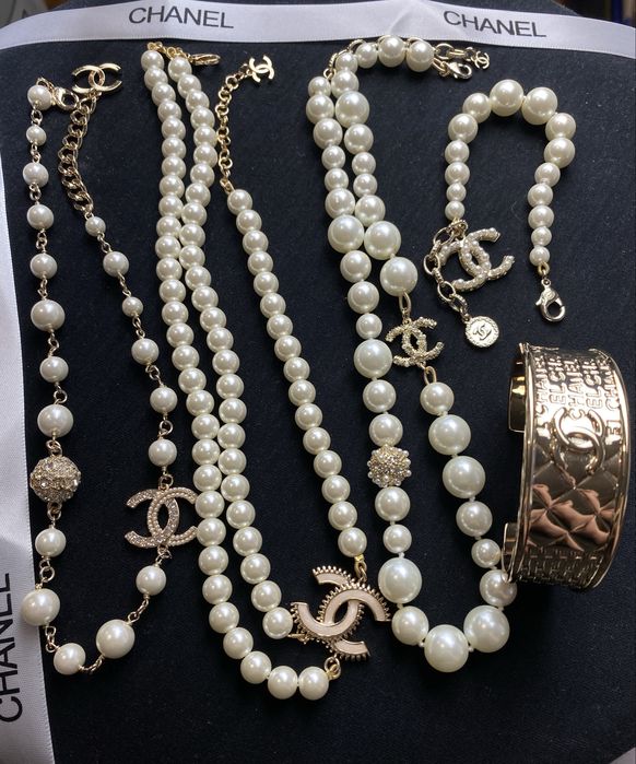 Подвеска, браслет chanel , шанель