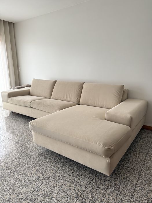 Sofá Chaise Longue Bege Moderno – 3,20m – Tecido Anti-animais