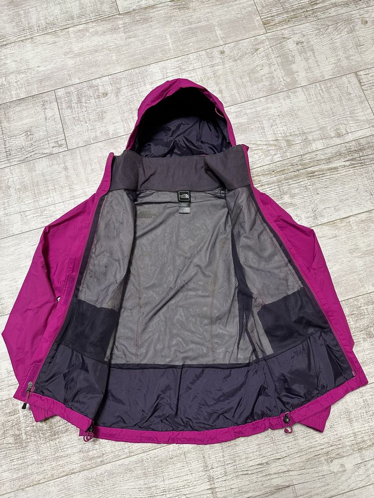 Ветровка The North Face Womens (size XS)