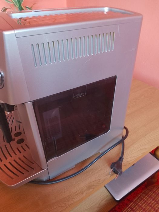 Ekspres DeLonghi ESAM 3400.S