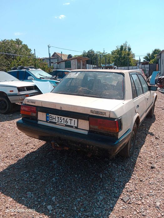 Nissan Bluebird T12 SU12 RU12 розбирання. Двигуни CA18 CA20 запчастини