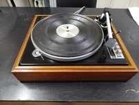 Gramofon Elac  50H MIRRACORD talerz kręci ,ramie reaguje
