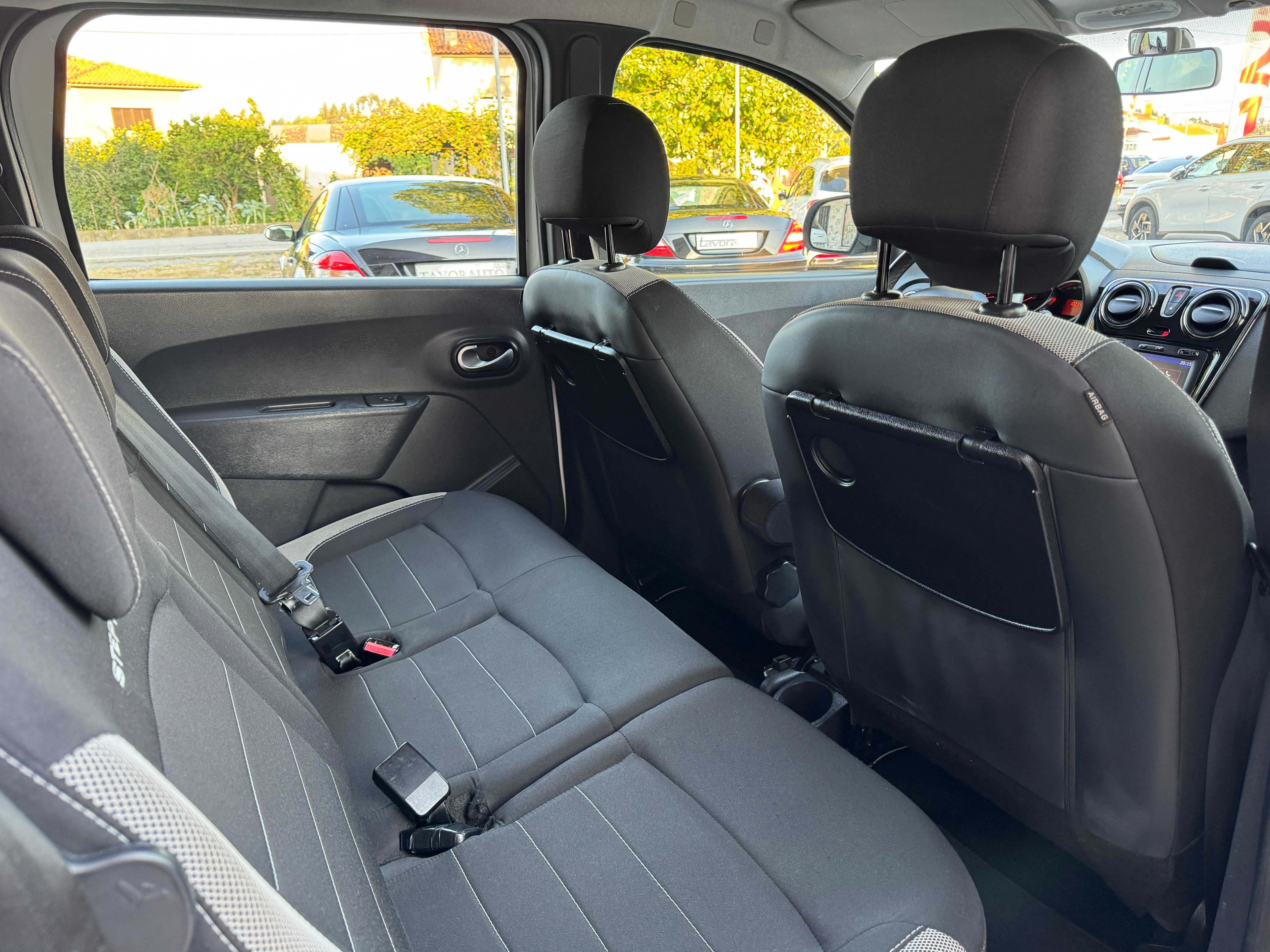 Dacia Lodgy 1.5 Blue dCi Stepway 7L