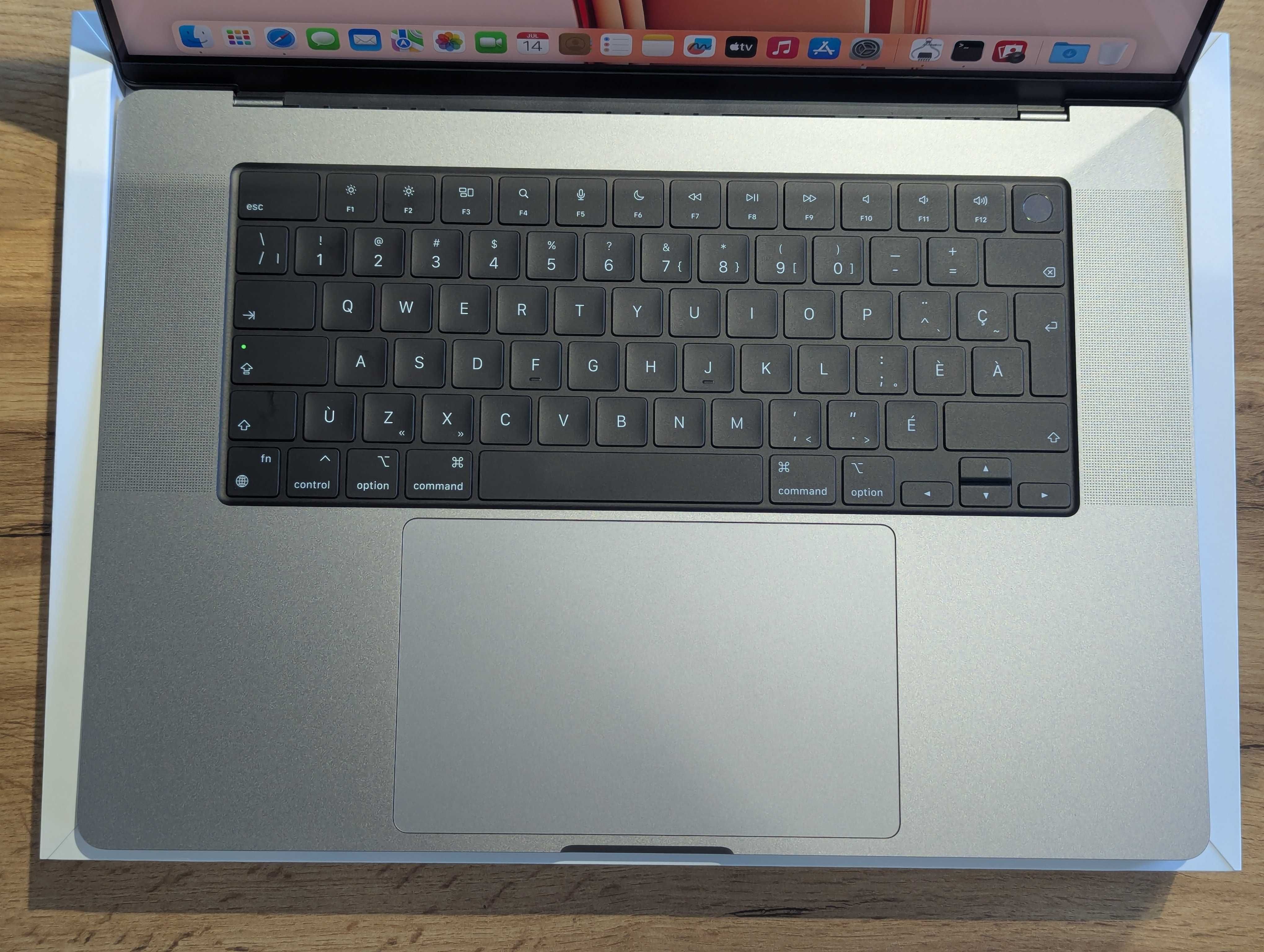 Macbook pro 16 2023 m2 pro 16/512gb 12/19gpu Гарантія від Магазину!!!