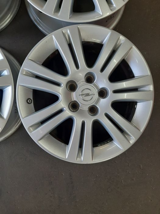(0162) Felgi 16" 5x110 ET 39 6,5j - Opel