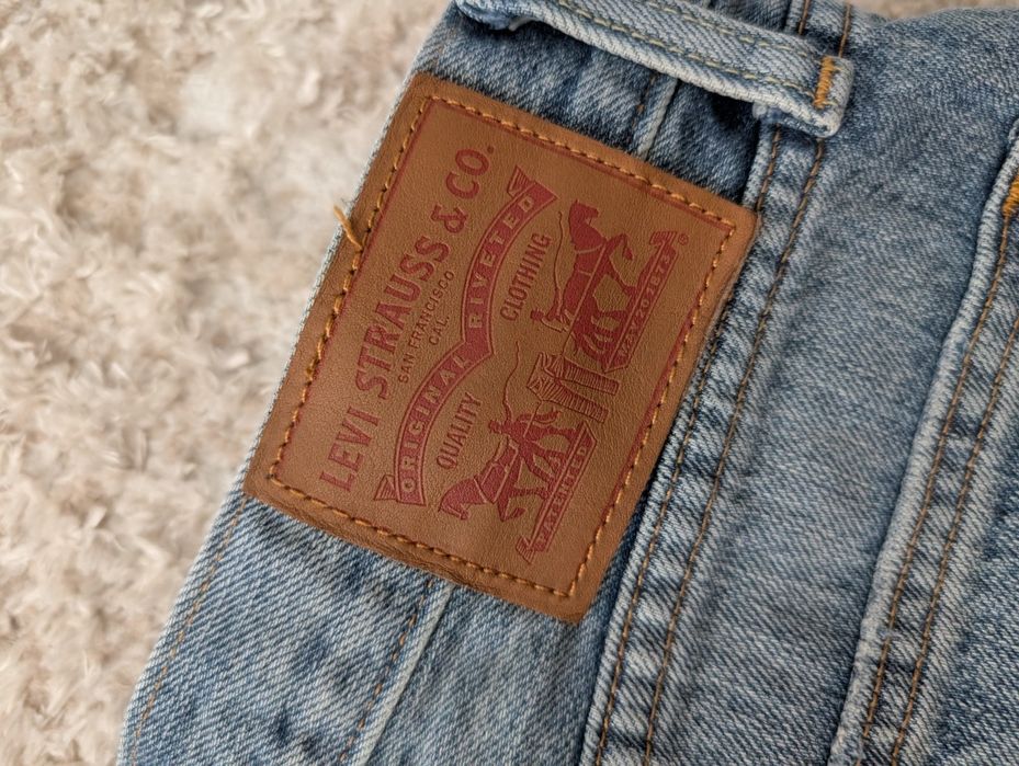 Spódnica jeansowa mini Levi's S 36 dziury przetarcia