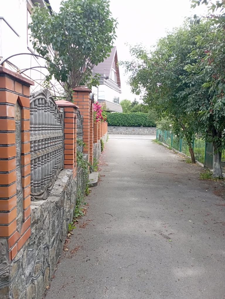 Продається будинок в Калинівці