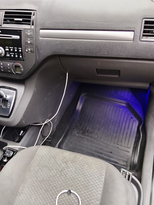 Форд фокус Ц Макс