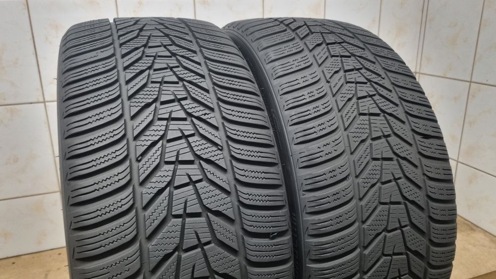 2 opony zimowe 235/35 R19 91W XL Hankook Winter I'Cept evo3
