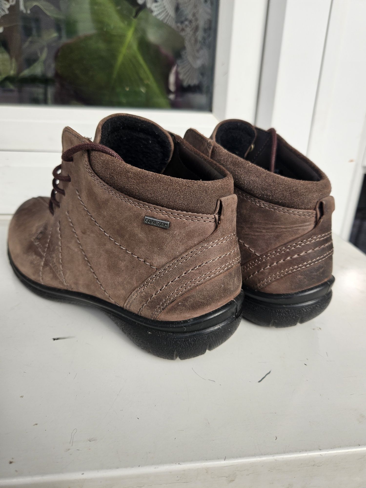 Botki skórzane Ecco roz 37
