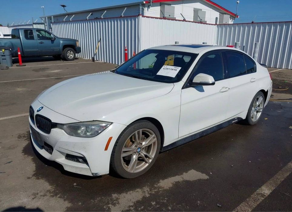 BMW 328d F30 2.0 дизель в дорозі