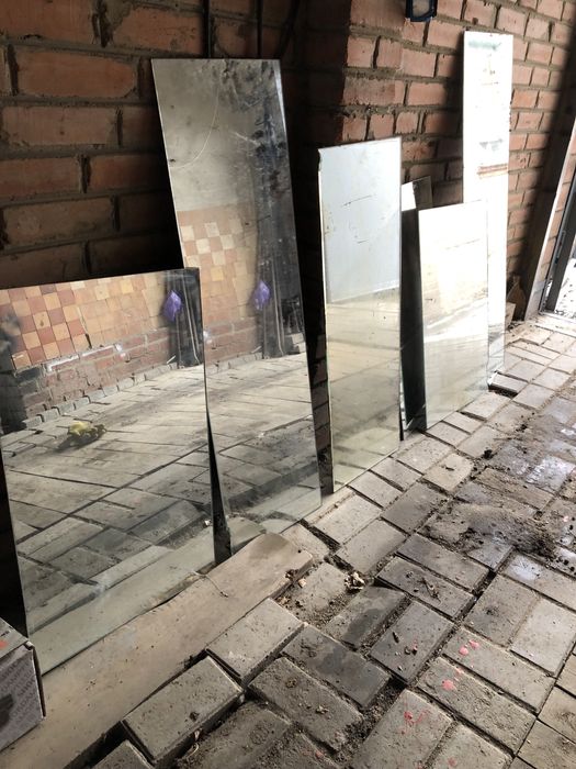 Продам зеркола разных размеров