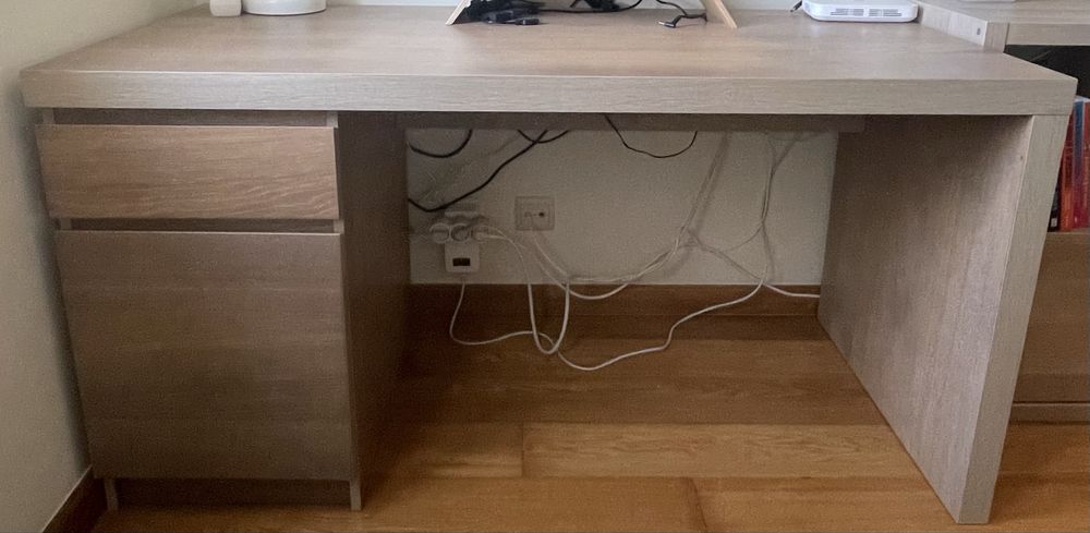 Conjunto Ikea secretaria e cadeira