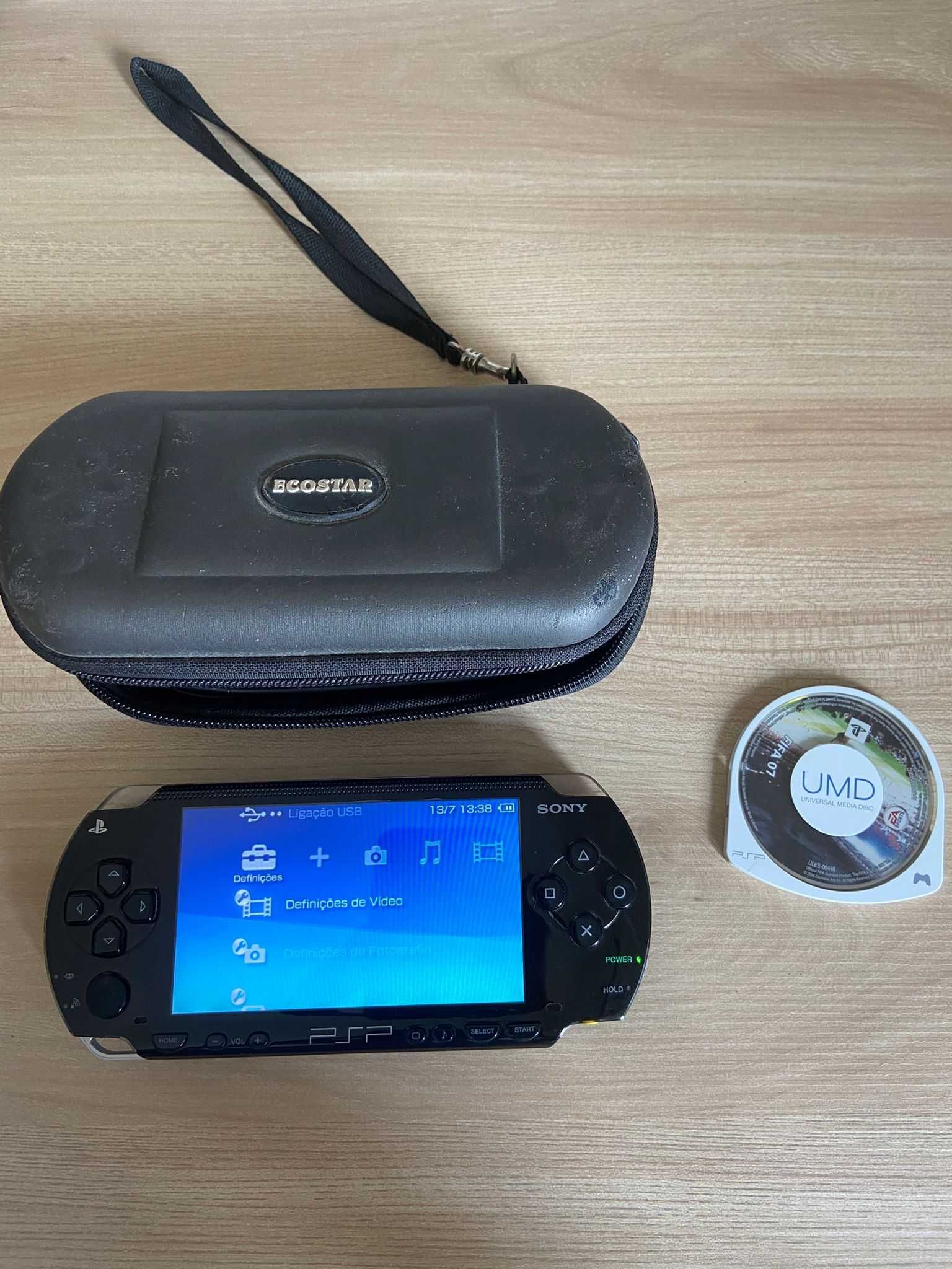 Consola Portátil PlayStation Portable PSP 1004 com Jogos - Bom Estado