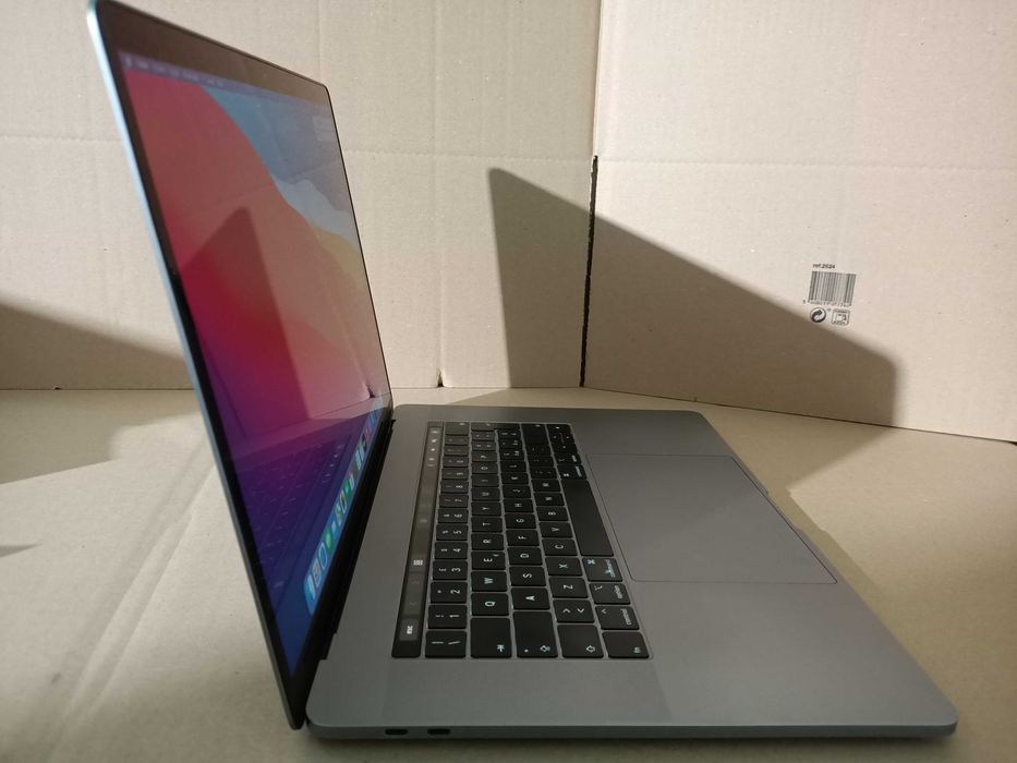 Macbook Pro 15,1 i7-8850H Disco Rigido 1000GB