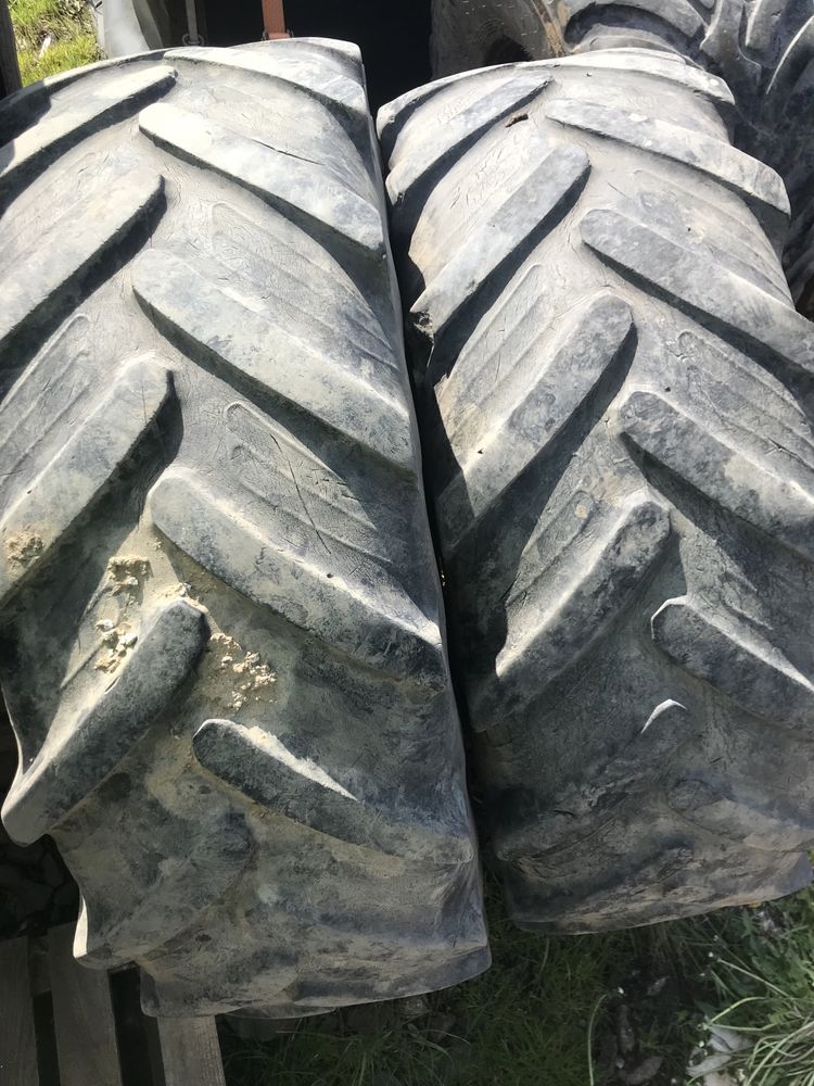 Koła 420/70 R28 i opony 520/70 R38