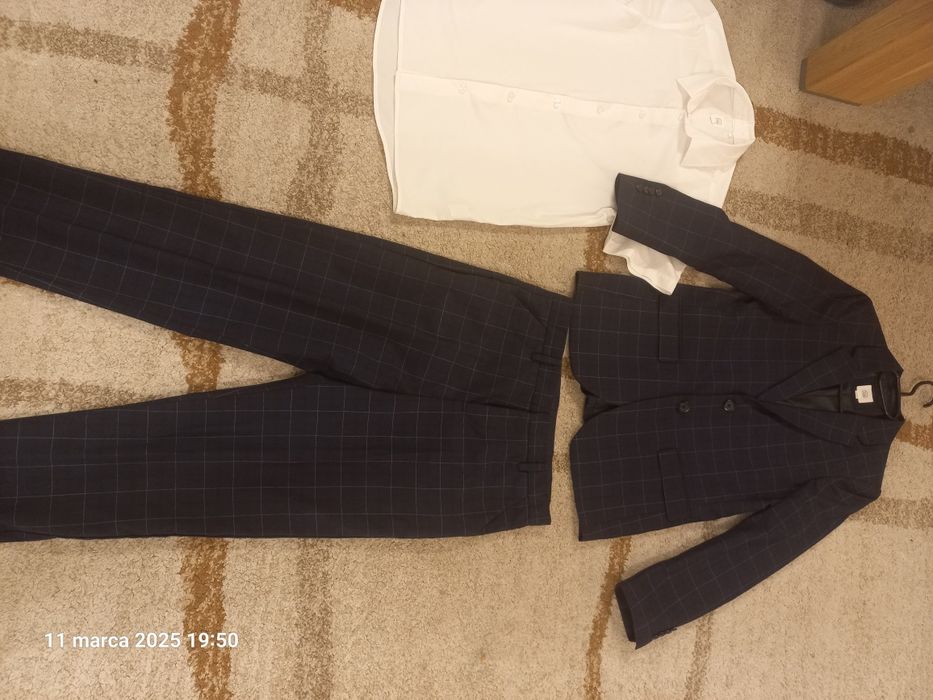 Garnitur granatowy komunia 158 smyk