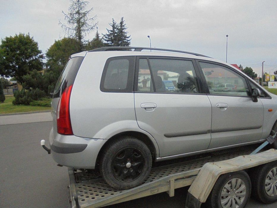 Mazda Premacy 1.8 benzyna kolor srebrny przeznaczona na części hak
