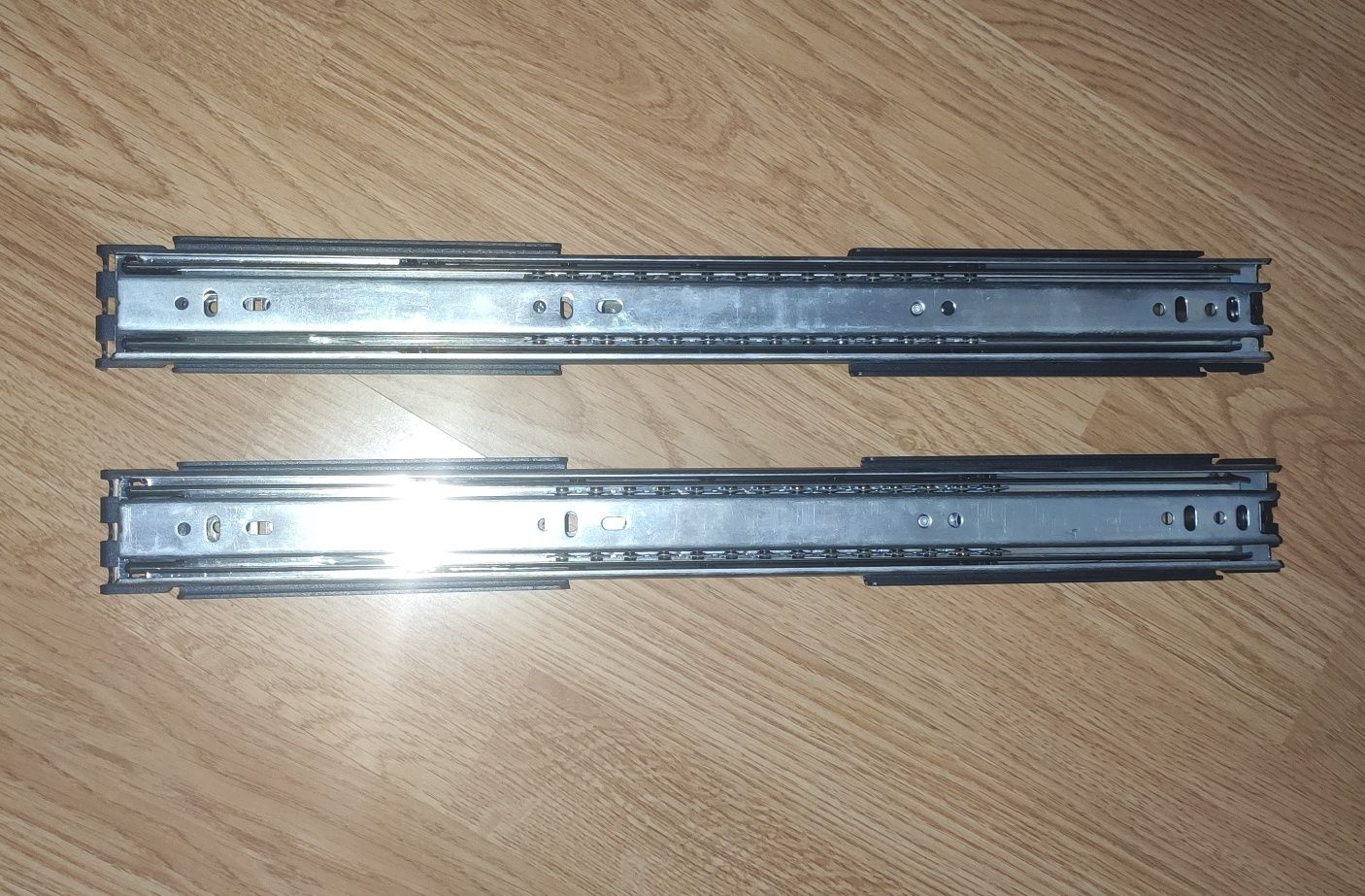 Calhas telescópicas 450 mm extensíveis rack 19" IPC NOVAS