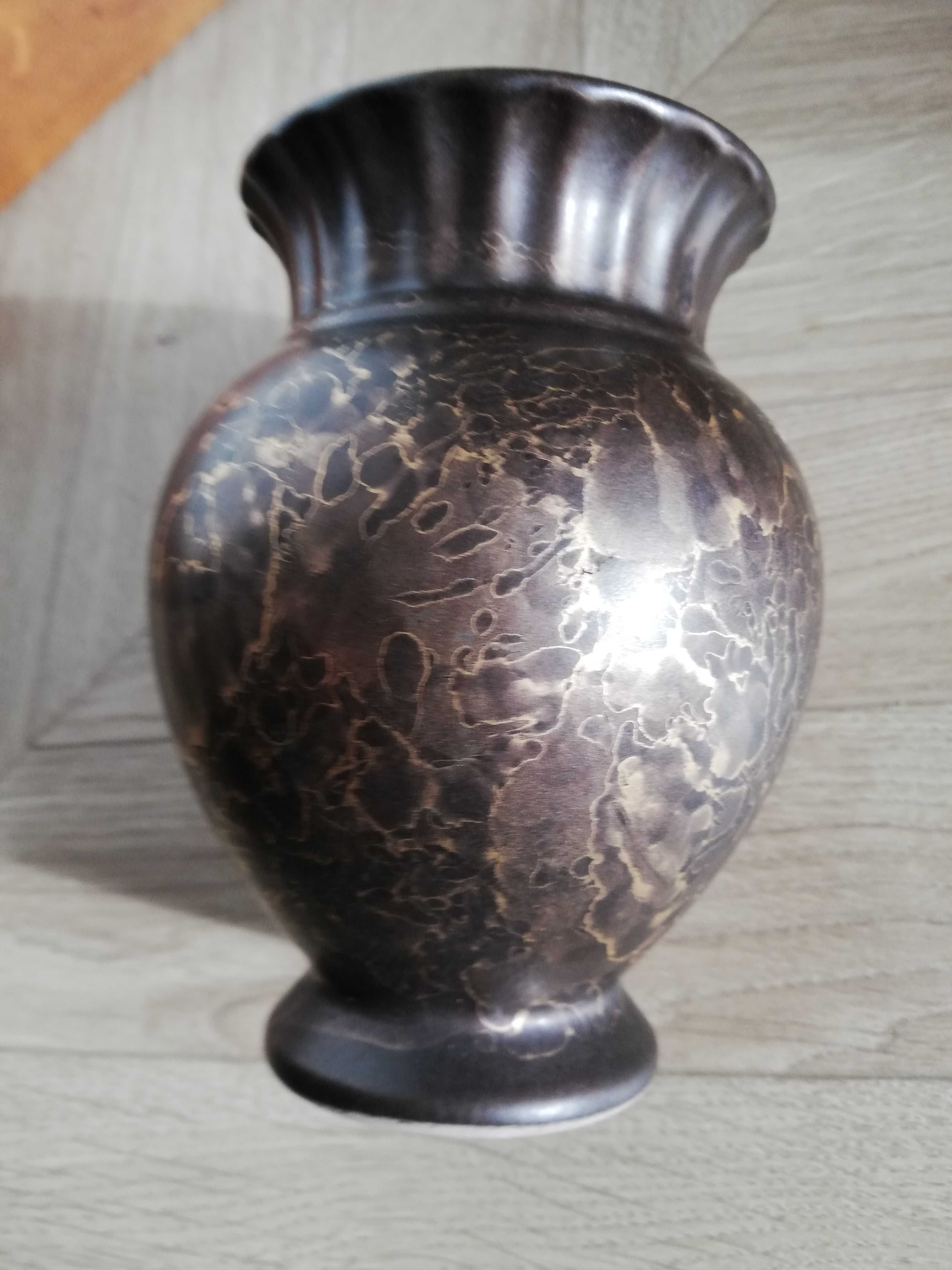 Wazon ceramiczny Bay Keramik jak z metalu