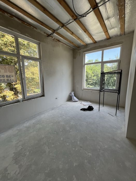 Оренда комерції в центрі Ворзеля