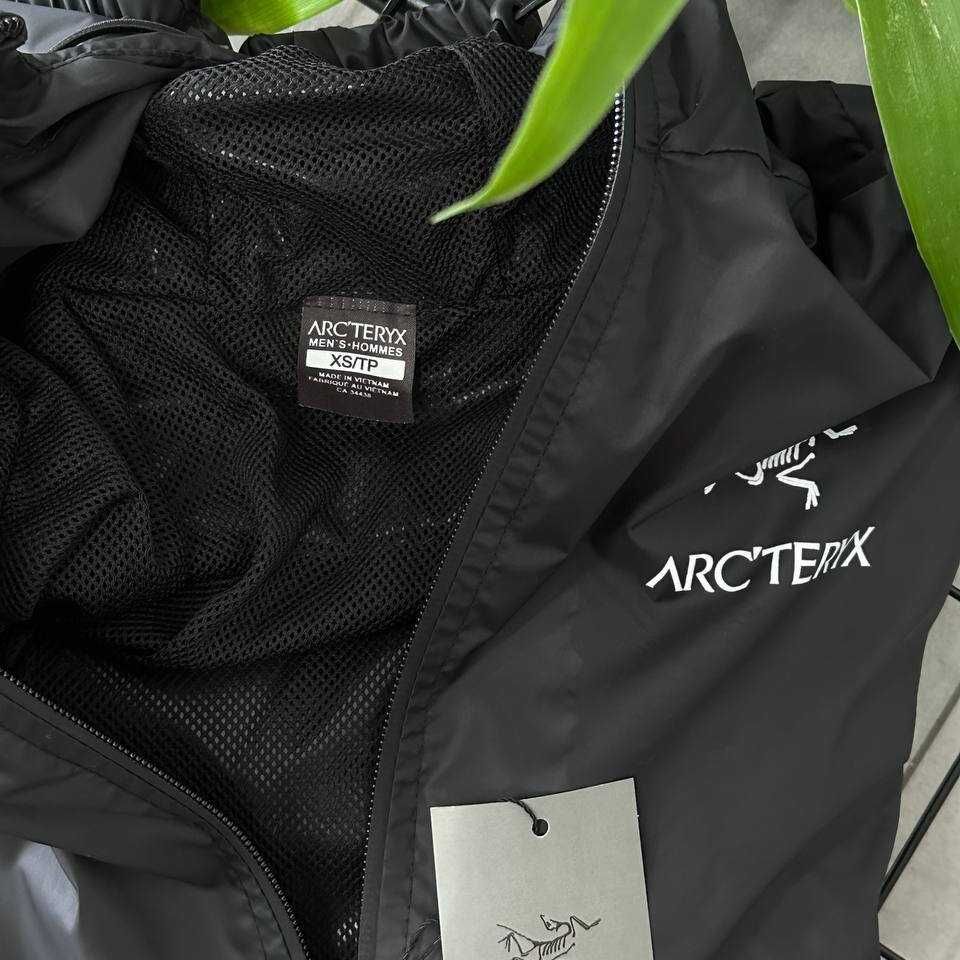 Артерікс вітровка куртка чорна // ARCTERYX GORETEX