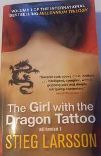 Stieg Larsson "THe Gilr with the Dragon Tattoo" (lit.anglojęzyczna)