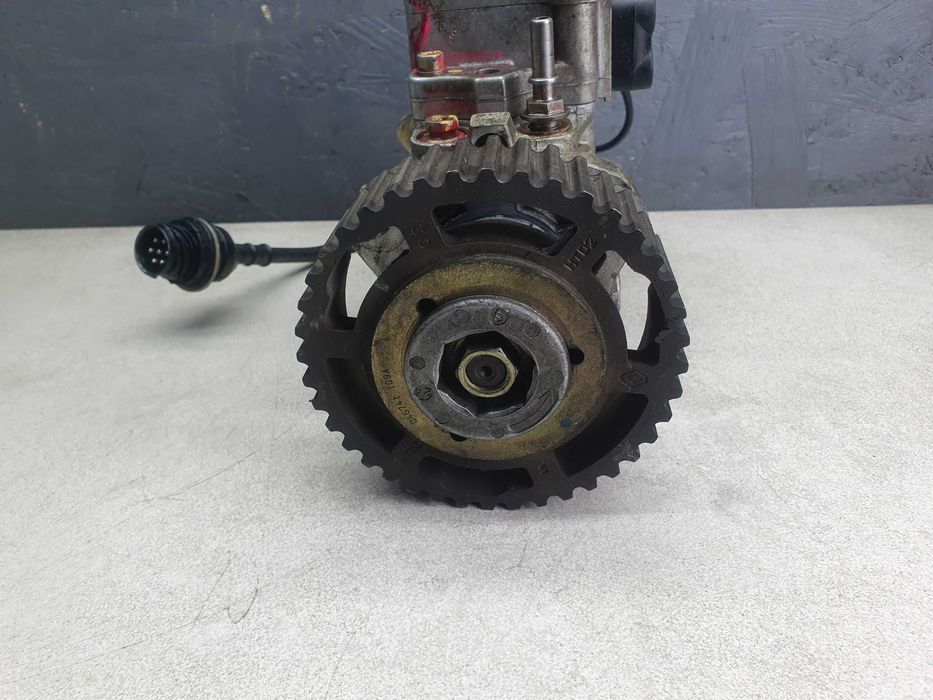 ТНВД топливный паливний насос Renault Megane Master Scenic 1.9 dTi