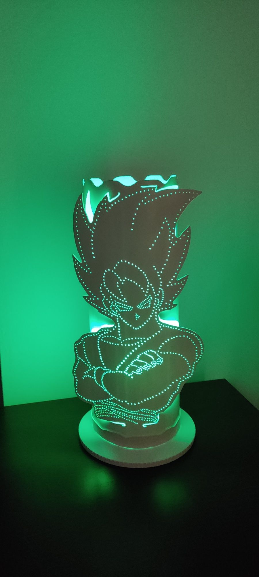 Luminária Decorativa Goku