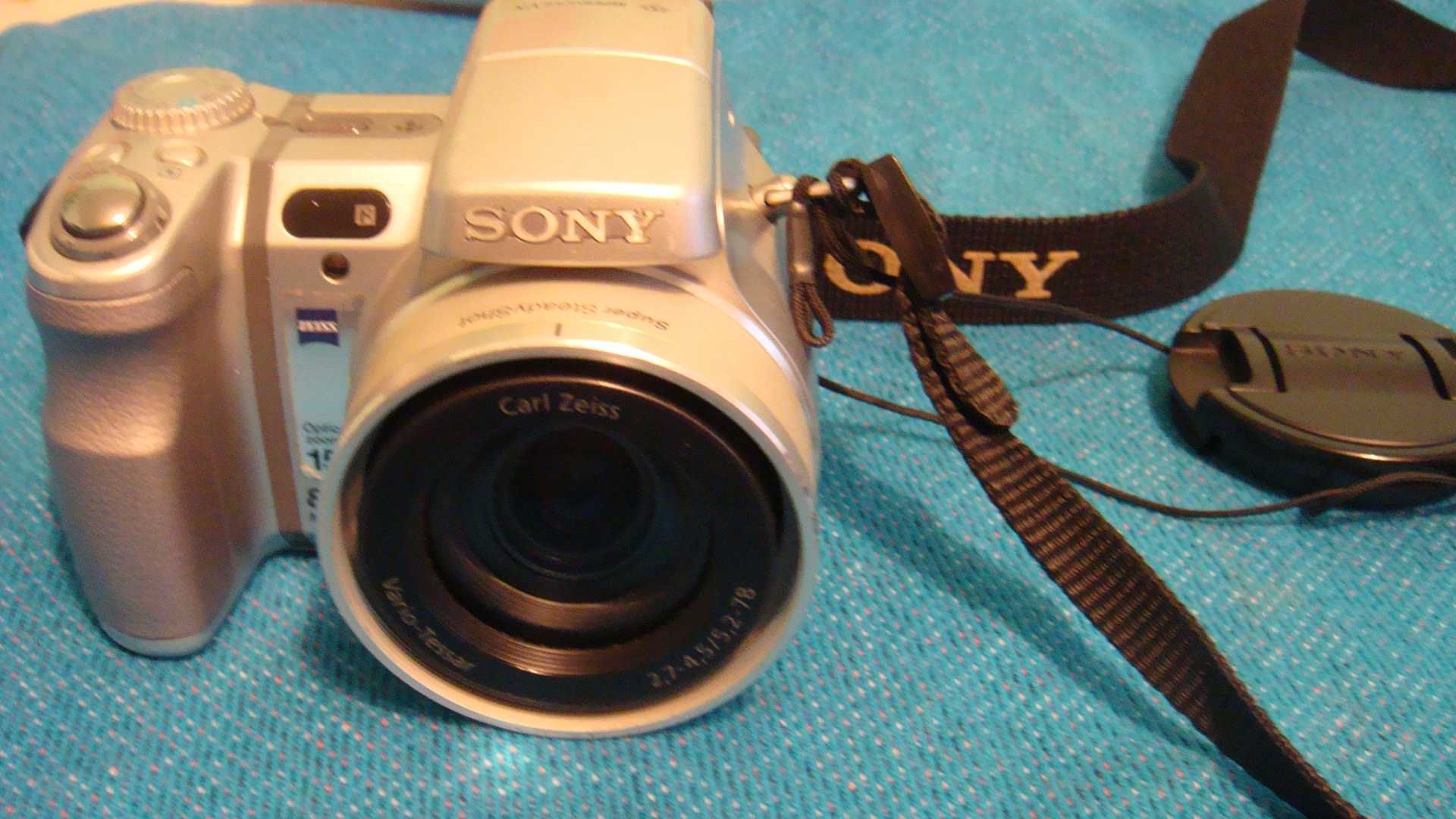 Фотоаппарат цифровой - SONY DSC H9