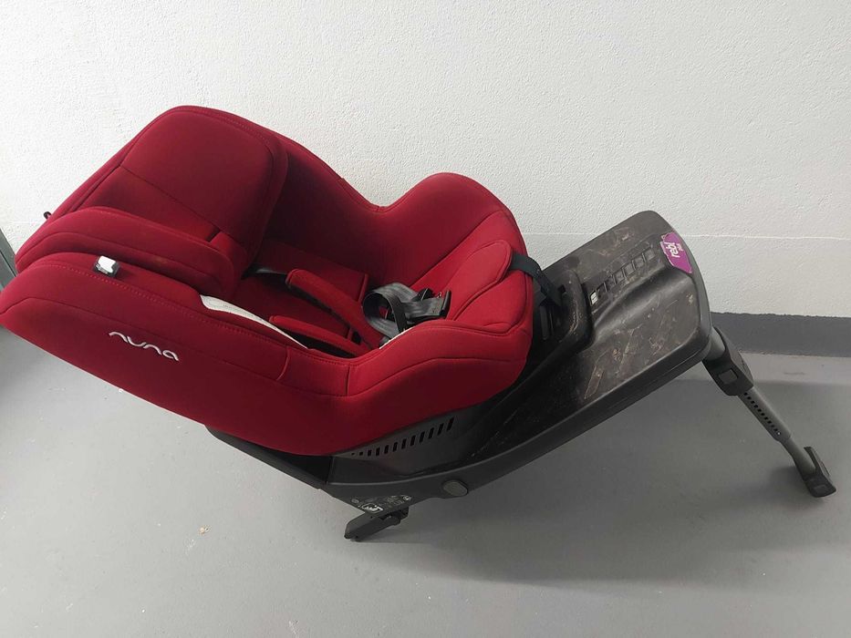 Fotelik samochodowy obrotowy Nuna Rebl Plus 0-18,5 kg + nowy pokrowiec