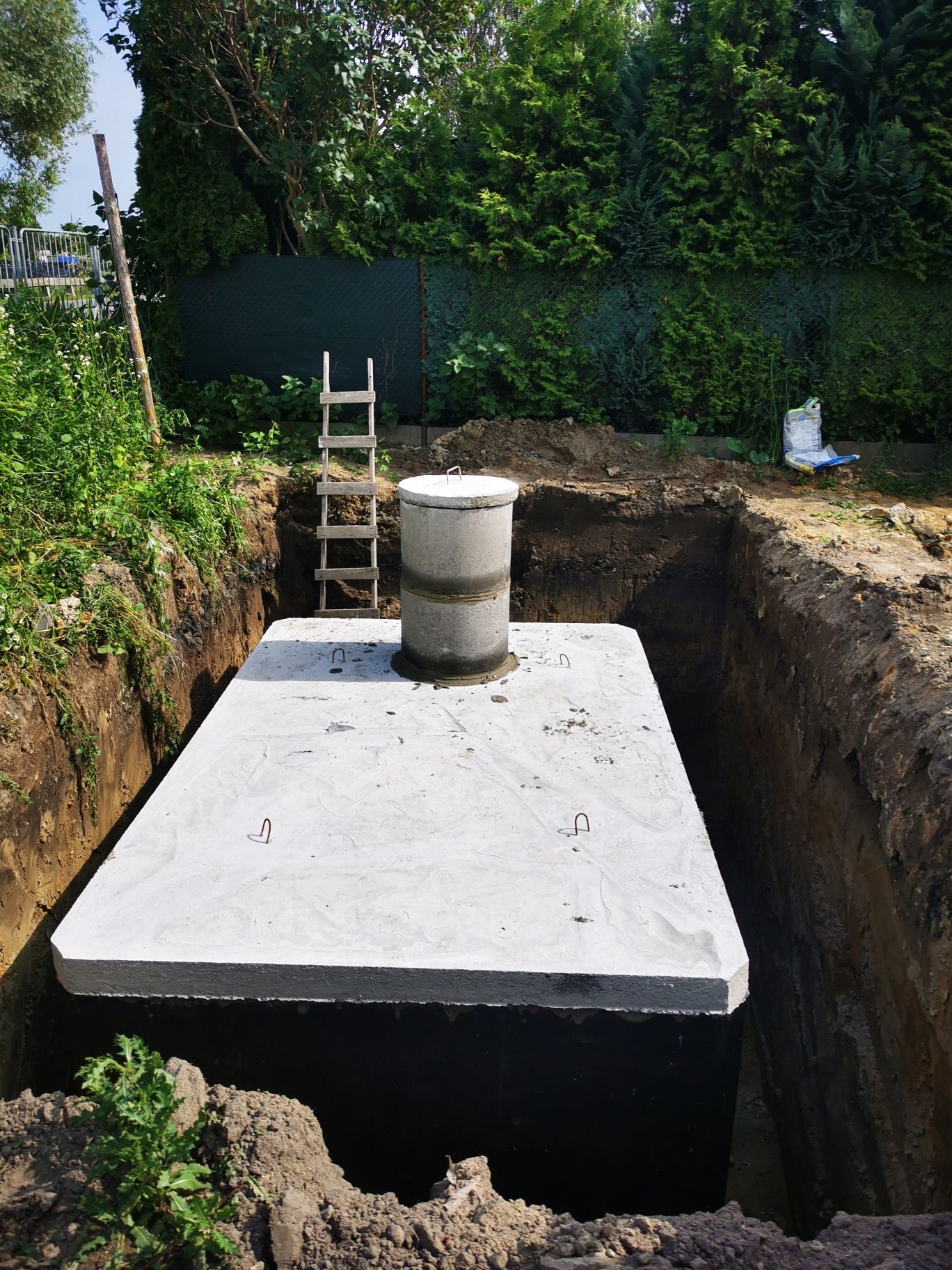 Zbiornik na wodę 10m3 szambo betonowe ścieki deszczówkę gnojowice