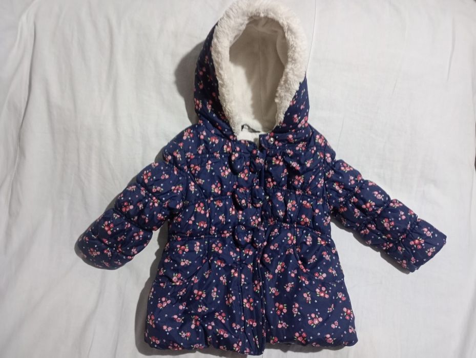 Куртка зимова на дівчинку 2-3 роки.