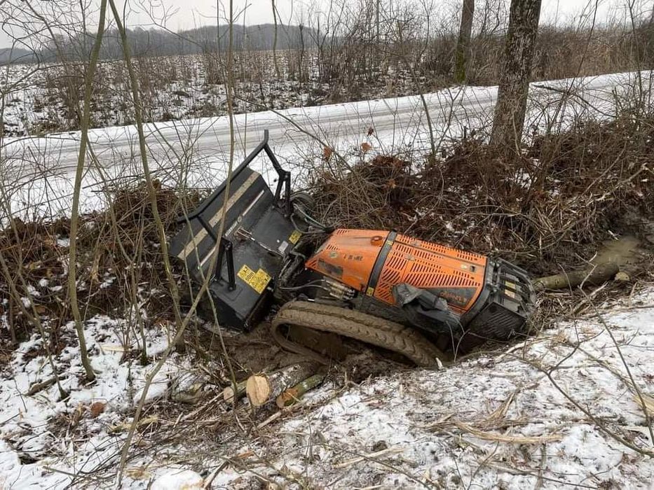 Frezowanie pni karp wycinka mulczer czyszenie  mazowieckie warszawa