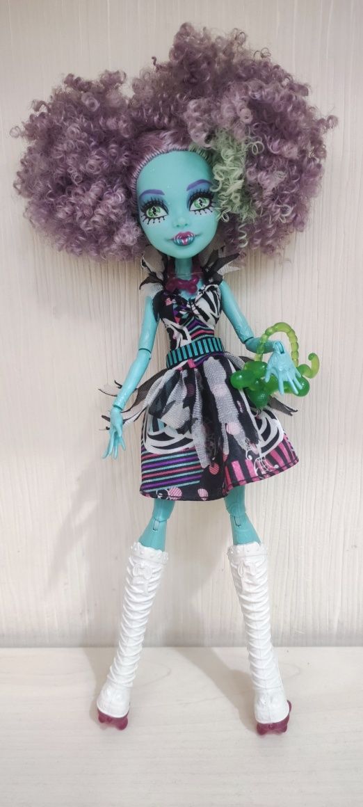 Куклы Monster High и другие