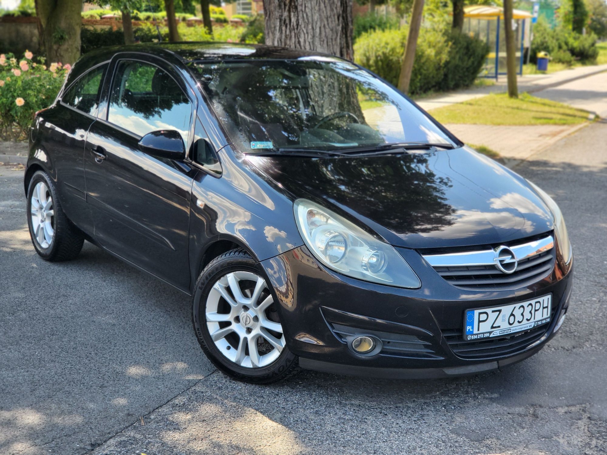 Opel Corsa D 1.4 Benzynka 2007r - Klima Mrozi - Wyposażony- Z Hakiem