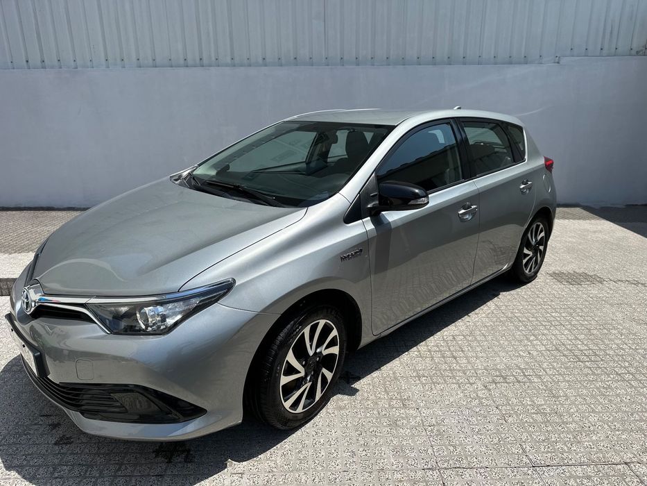 Toyota Auris 1.8 HSD Comfort