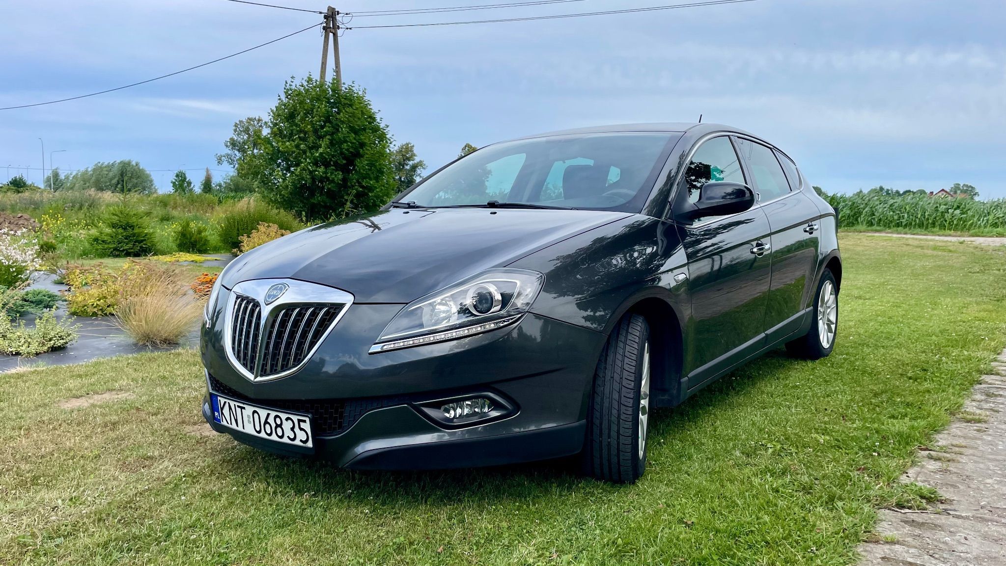 Lancia Delta 127 tys km 1 właściciel 12 lat przebieg bez rdzy