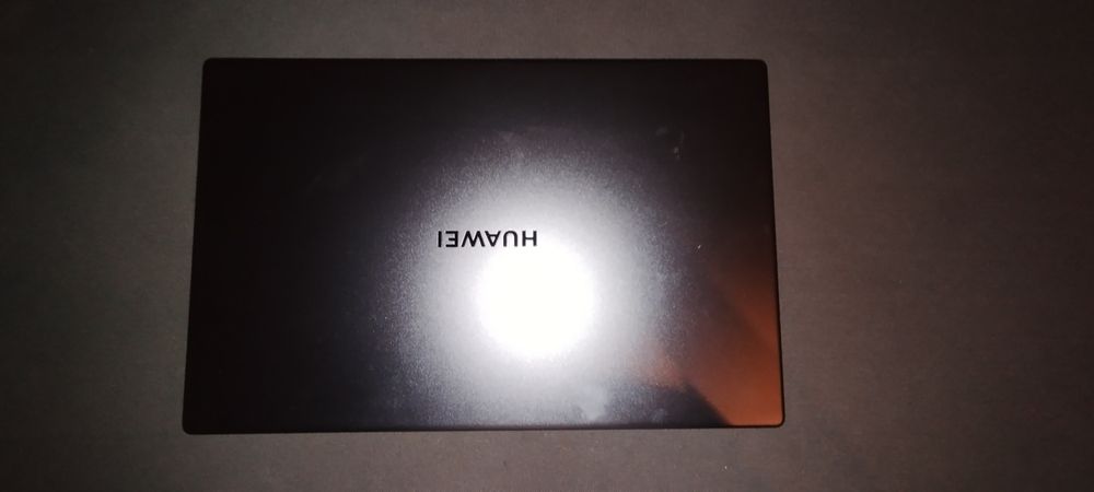 Laptop Huawei D15