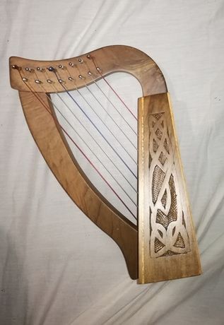 Harpa celta de 8 cordas