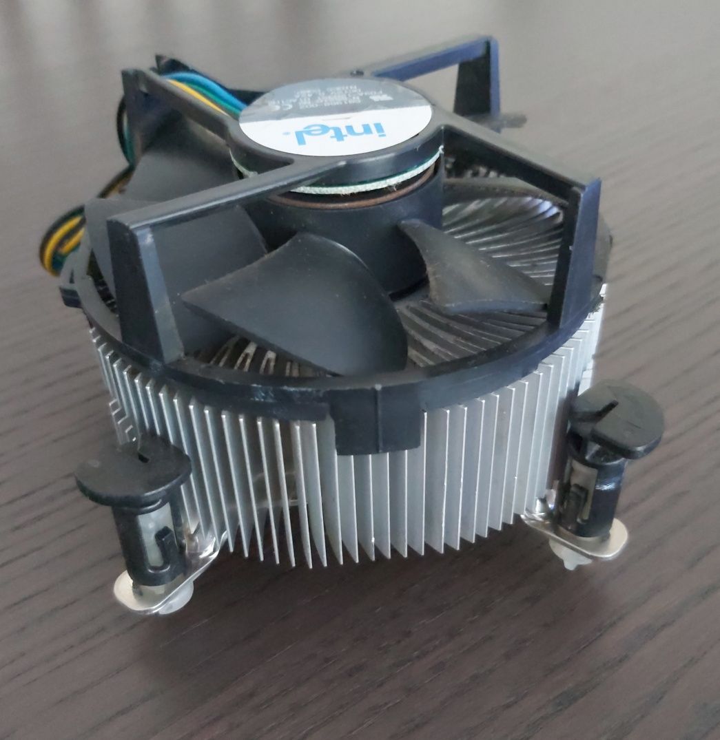 Cooler CPU Intel