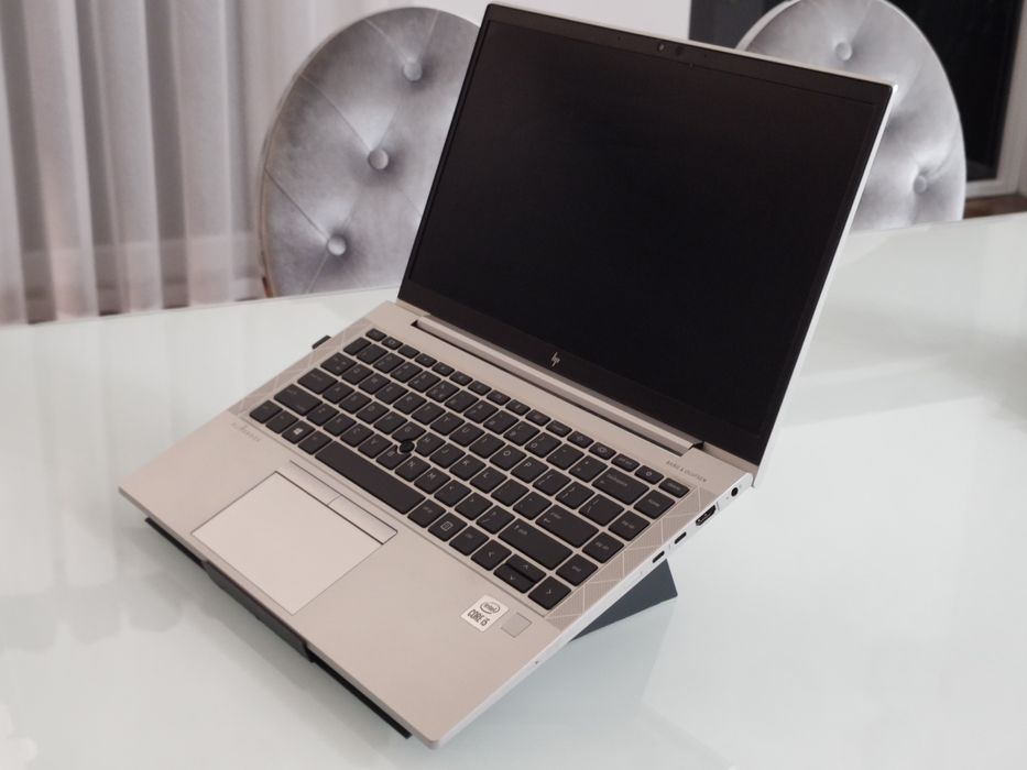 Podstawka pod laptop, tablet, stalowa, minimalistyczna, designerska