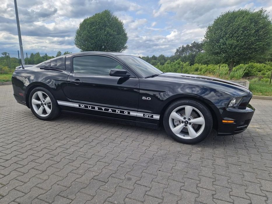 Ford Mustang Ford Mustang 5.0 V8 GT Black Schadow-manualna skrzynia