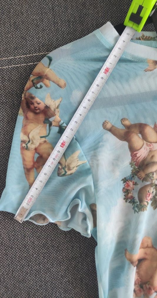 Koszulka w aniołki cherubinki Bershka