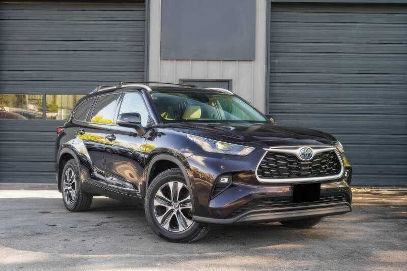2022 Toyota Highlander Hybrid XLE