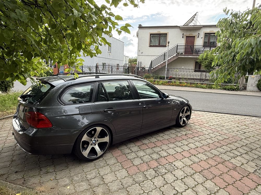 Bmw e91 320d 2007r. 163km