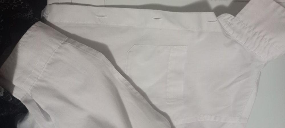 Koszula biala długi rękaw r.128 SMYK