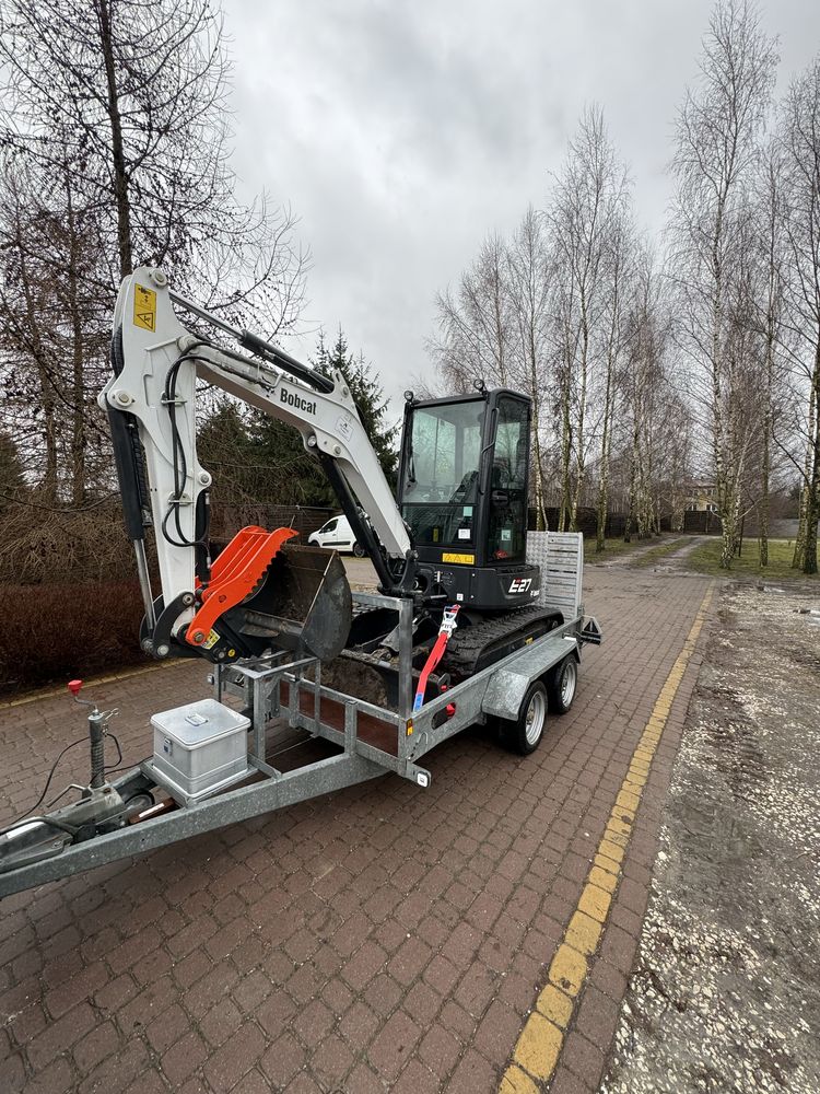 Usługi minikoparką BOBCAT E27 + wywrotka DMC 3,5 tony